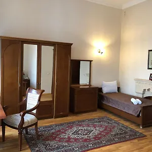Отель Swan